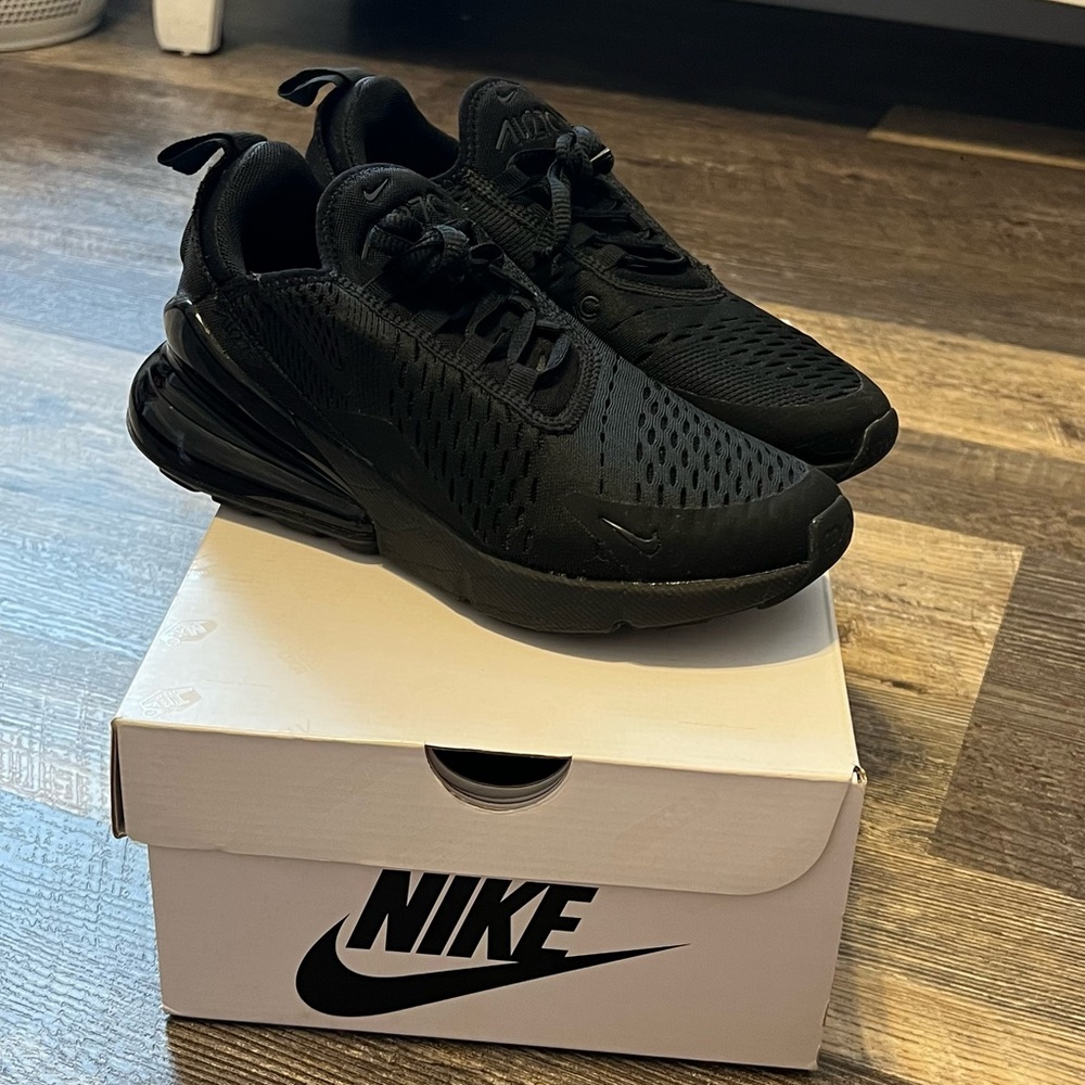 Nike Air Max 270